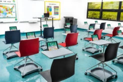 Chair On The Go -Desk Elegant Shop DSC 6809 87562.1659562830