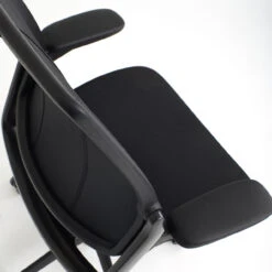 Humanscale Smart Ocean Chair -Desk Elegant Shop slide 7 95282.1556644135